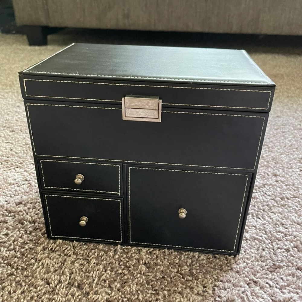 Jewelry make up box organizer storage